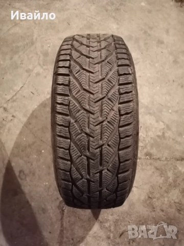 Продавам 1 брой зимна гума 225.50.17 дот 2025 Riken 