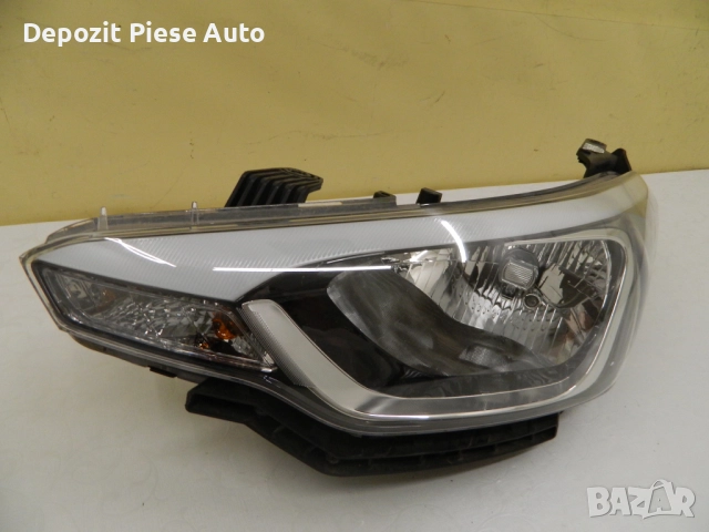 Ляв фар Hyundai I20 Халоген, 2015, 2016, 2017, 2018, 2019, оригинален код 92101-C8000, снимка 2 - Части - 51937298