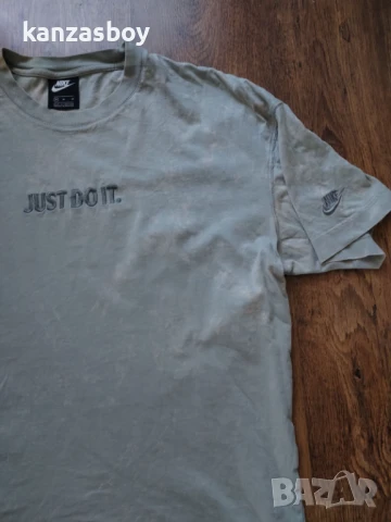 Nike Sportswear Just Do It Wash Tee Lt Smoke Grey - страхотна мъжка тениска М, снимка 5 - Тениски - 50899577