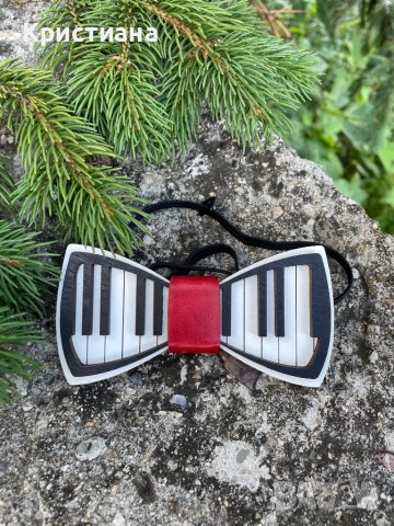 Детска дървена папийонка с име, снимка 12 - Други - 37772200