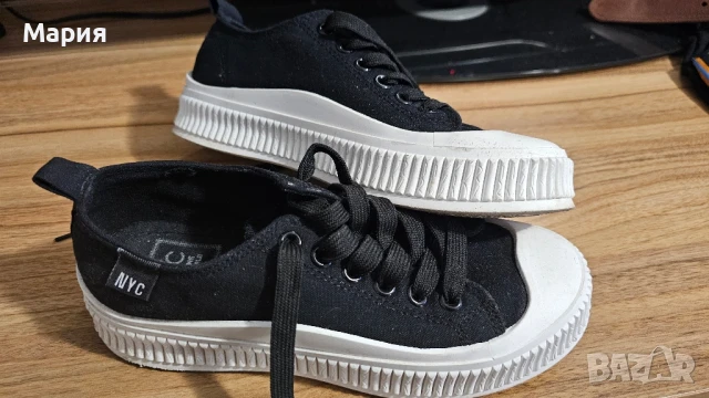 Обувки тип кец