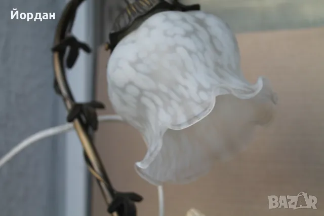 Настолна лампа, снимка 2 - Настолни лампи - 48297182