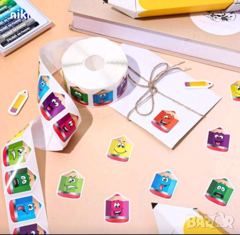 100 бр цветни молив моливи училище малки самозалепващи лепенки стикери за ръчна изработка за подарък, снимка 2 - Други - 52069946