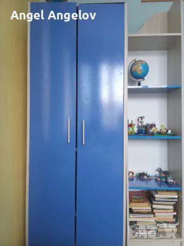 Детски секциия с бюро и гардероб., снимка 2 - Мебели за детската стая - 49962464