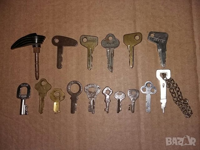 Ключове от стари мотоциклети, автомобили и др., снимка 1 - Други - 10251791