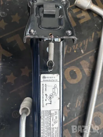 НОВ Крик за Мерцедес Ц класа ЦЛК ЦЛЦ W203 C w209 CLK CL203 coupe, снимка 2 - Части - 49708684