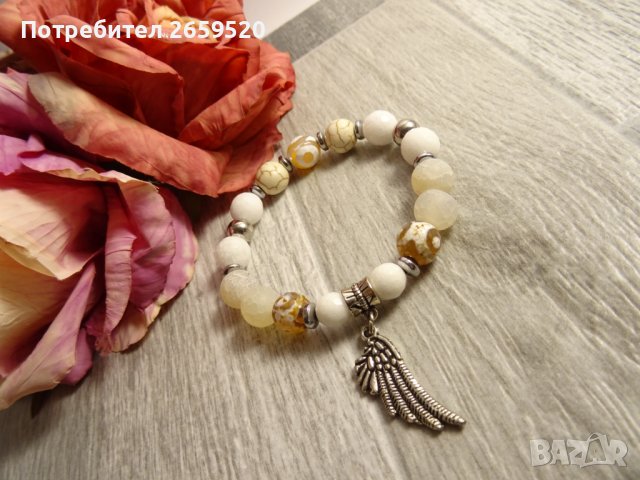 Дамска гривна от естествени камъни, снимка 2 - Гривни - 39613294