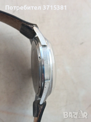 Руски часовник Алмаз 18 камъка- редкаж, снимка 4 - Антикварни и старинни предмети - 52029091