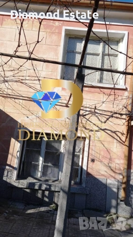 Двуетажна къща в село Яздач, обл. Стара Загора, снимка 4 - Къщи - 52439889