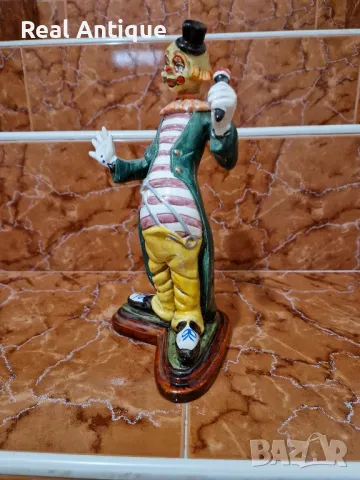 Прекрасна антикварна колекционерска испанска порцеланова фигура статуетка Клоун , снимка 8 - Статуетки - 50057624
