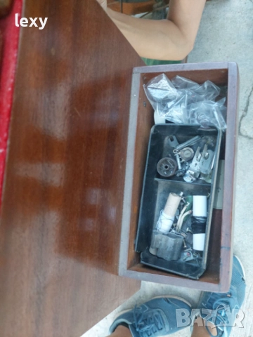 Продавам шевна машина „Панония“ – работеща, снимка 7 - Други ценни предмети - 51648960