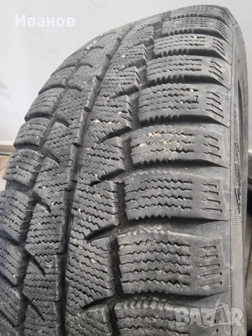Зимни гуми 205/55/16, снимка 2 - Гуми и джанти - 52672343