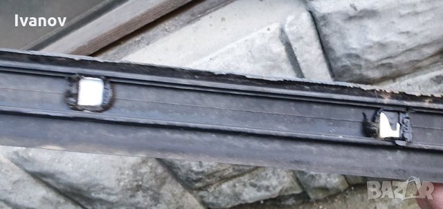 Лява лайсна за лява врата бмв е36 м3 bmw e36 купе M3 door trim  badge 2251379, снимка 6 - Части - 32440010