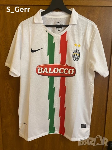 Тениска Juventus 2010-2011 away