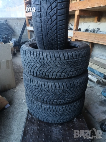 Зимни гуми GOOD YEAR 225/50/18, снимка 2 - Гуми и джанти - 52213761