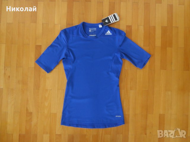 Adidas Techfit тениска 