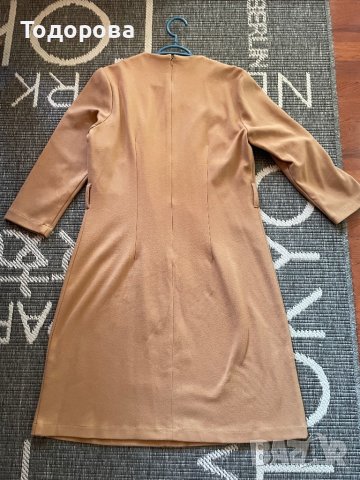 Рокля Mohito бежова прав силует, с колан, снимка 4 - Рокли - 44013311