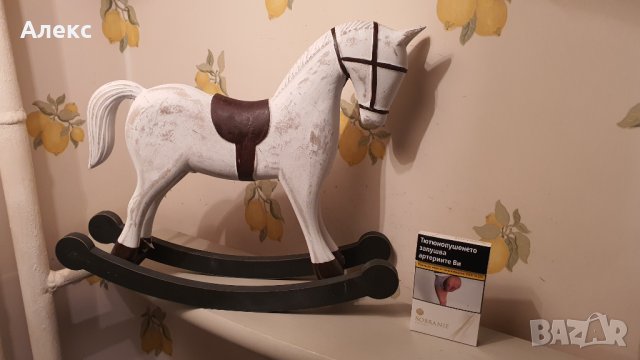 Голям люлеещ дървен кон, Италия, 36см /30см Нов!, снимка 3 - Статуетки - 34972526