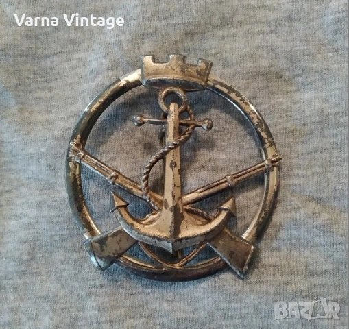 Военна кокарда на баретата на италианските морски пехотинци., снимка 2 - Антикварни и старинни предмети - 53404515