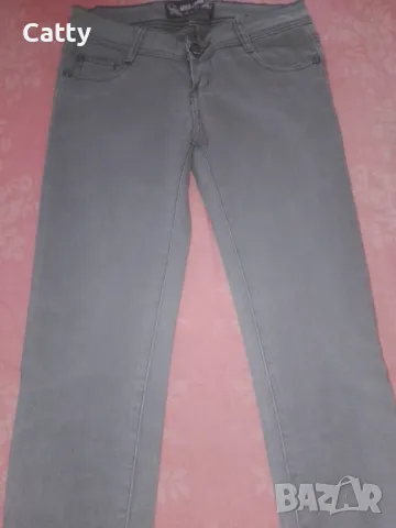Нови дамски дънки , снимка 4 - Дънки - 48298937