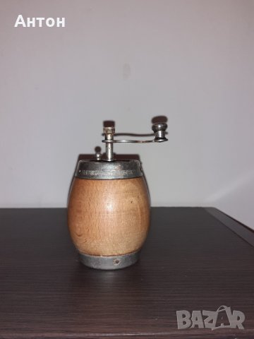 Стара мелничка за черен пипер., снимка 3 - Антикварни и старинни предмети - 33486471