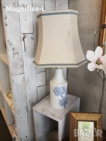 Настолна лампа порцелан 