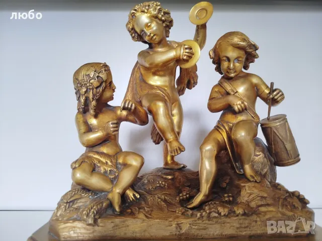 БРОНЗОВА СКУЛПТУРА 19-ВЕК Франция ДЕЦА МУЗИКАНТИ ВЪВ ПОЗЛАТА , снимка 2 - Антикварни и старинни предмети - 49271493