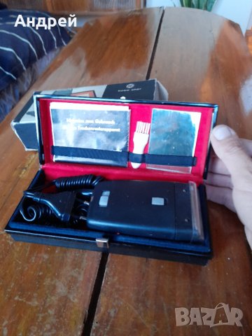 Стара електрическа самобръсначка BB Favorit, снимка 3 - Антикварни и старинни предмети - 38748660