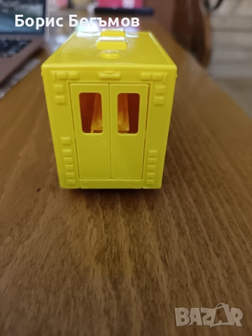 Количка WELLY MERCEDES-BENZ SPRINTER AMBULANCE 1:40, снимка 4 - Колекции - 52674862