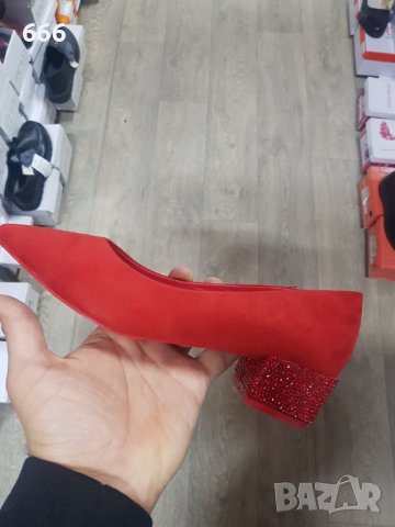 Обувки, снимка 2 - Дамски ежедневни обувки - 42979090