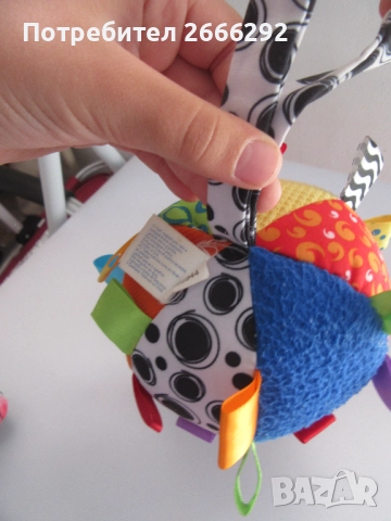 Playgro Звъняща мека топка с етикети, снимка 3 - Образователни игри - 51793950