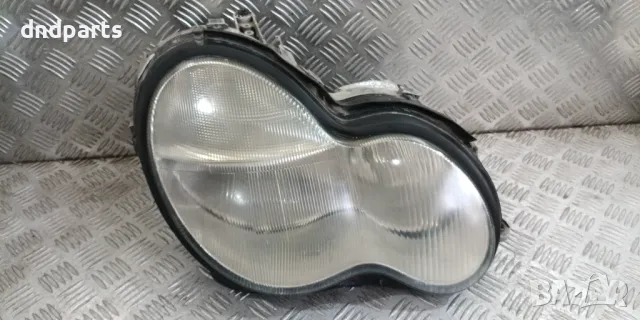 Десен фар Mercedes C-Class W203 2004г.	
