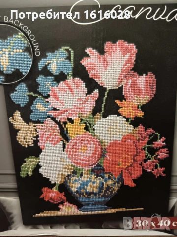 Диамантен гоблен Ваза с цветя върху опънато черно кадифено платно., снимка 2 - Гоблени - 49263890