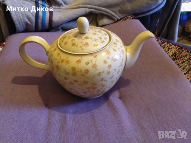 Kahla марков немски чайник от соца перфектен 500млл Н-140мм Фи 71-80 и 145мм