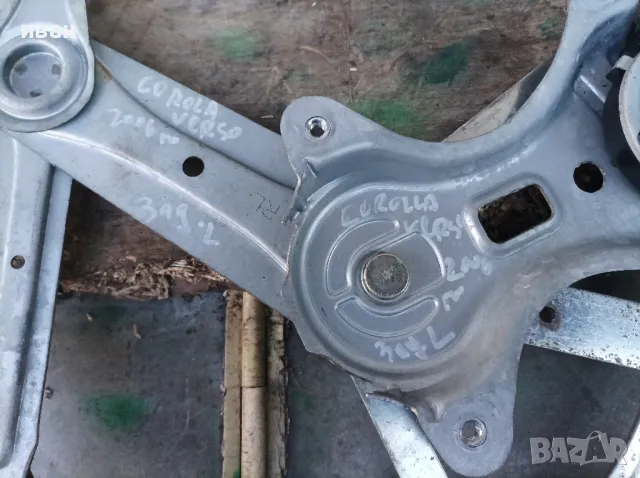 Заден ляв Ел стъкло повдигач за Тойота Корола Версо. 2006 год., снимка 3 - Части - 48872135