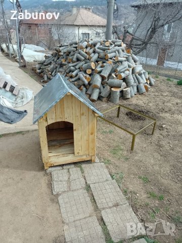 Кучешка колиба, къщичка за приятел.