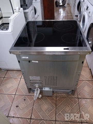 Иноксова свободно стояща печка с керамичен плот VOSS Electrolux с две години гаранция!, снимка 4 - Печки, фурни - 53472632