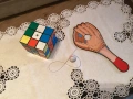Рубик куб и Летящо топче,игра с топче на ластик, снимка 1