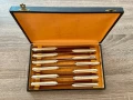 Винтидж англиски комплект от 12 ножа за маса с дръжки от естествена кост в оригинален калъф, снимка 3
