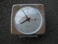 Механичен часовник будилник, снимка 1 - Антикварни и старинни предмети - 32652974
