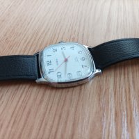 Мъжки часовник Чайка кварц СССР , снимка 3 - Антикварни и старинни предмети - 40828098