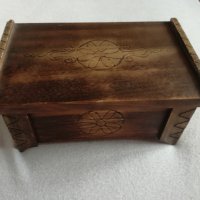 Дървена пирографирана кутия , снимка 1 - Декорация за дома - 37261518