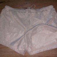 Дамски къси панталони, снимка 6 - Къси панталони и бермуди - 36853400