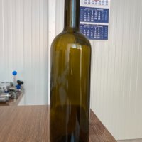 Бутилки за вино Европа - тъмни, снимка 1 - Домашни напитки - 38353556