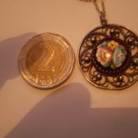 Ретро медальон посребрен филигран с порцелан, снимка 4 - Други ценни предмети - 35000059