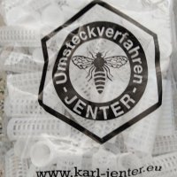 Изолаторна клетка с тапа (ролкова) за Йентеров апарат Производител: Karl Jenter, Germany (арт.№ 054), снимка 2 - За пчели - 28658376