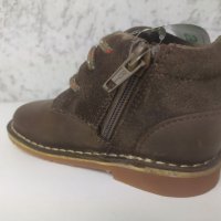 Детски зимни кожени боти Clarks 22, снимка 4 - Бебешки боти и ботуши - 38691939