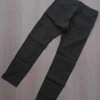 СТРАХОТЕН панталон в сиво-зелен цвят, снимка 3 - Детски панталони и дънки - 26315454