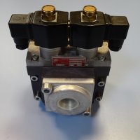 Пневматичен разпределител за преси HERION XSZ 20 press safety valve 24VDC 2/8Bar, снимка 1 - Резервни части за машини - 43986472