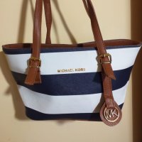 Дам.чанта-"Michael Kors"-/изк.кожа/,цвят-бяло+синьо+кафяво. Закупена от Италия., снимка 1 - Чанти - 27093705